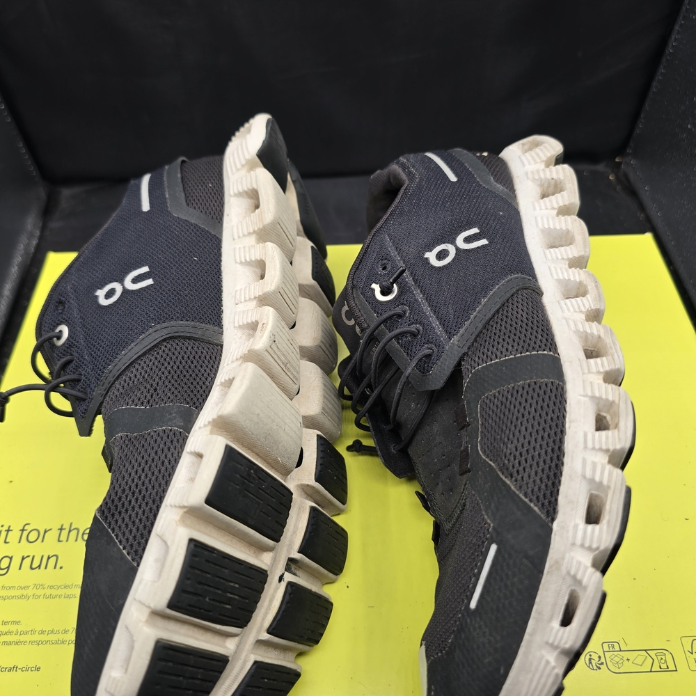 On Running Men's Black Athletic Shoes‎